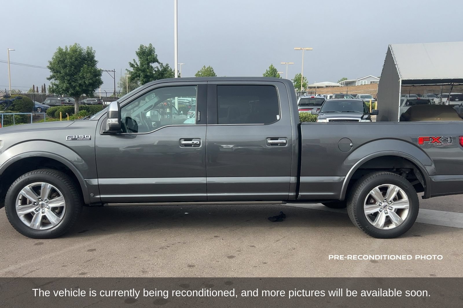Used 2018 Ford F150 Platinum w/ Equipment Group 701A Luxury AWD/4WD image 9