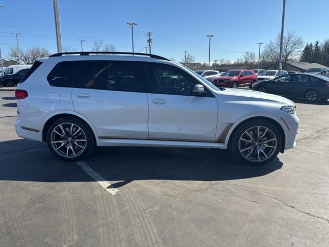 Used 2022 BMW X7 M50i w/ Dynamic Handling Package image 3