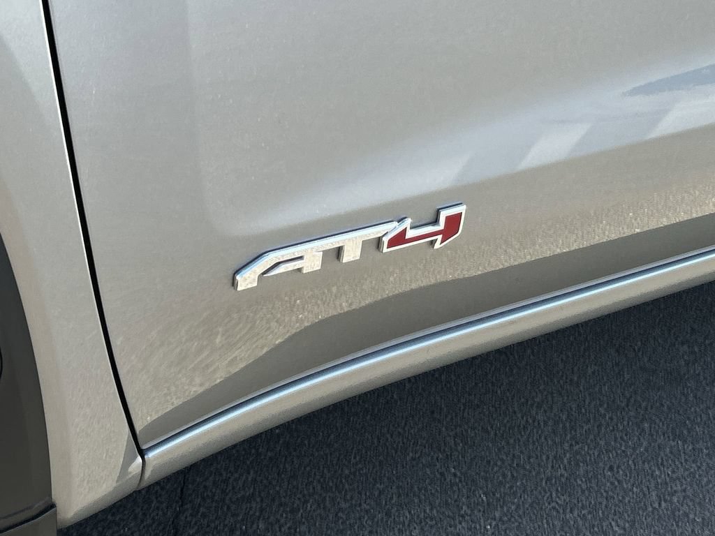 Used 2023 GMC Sierra 1500 AT4 w/ Technology Package AWD/4WD image 31