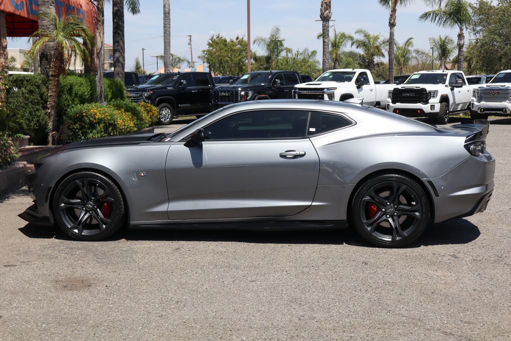 Used 2021 Chevrolet Camaro SS RWD image 5