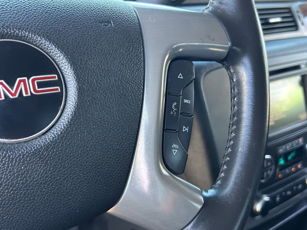 Used 2011 GMC Sierra 3500 SLT w/ SLT Convenience Package image 24