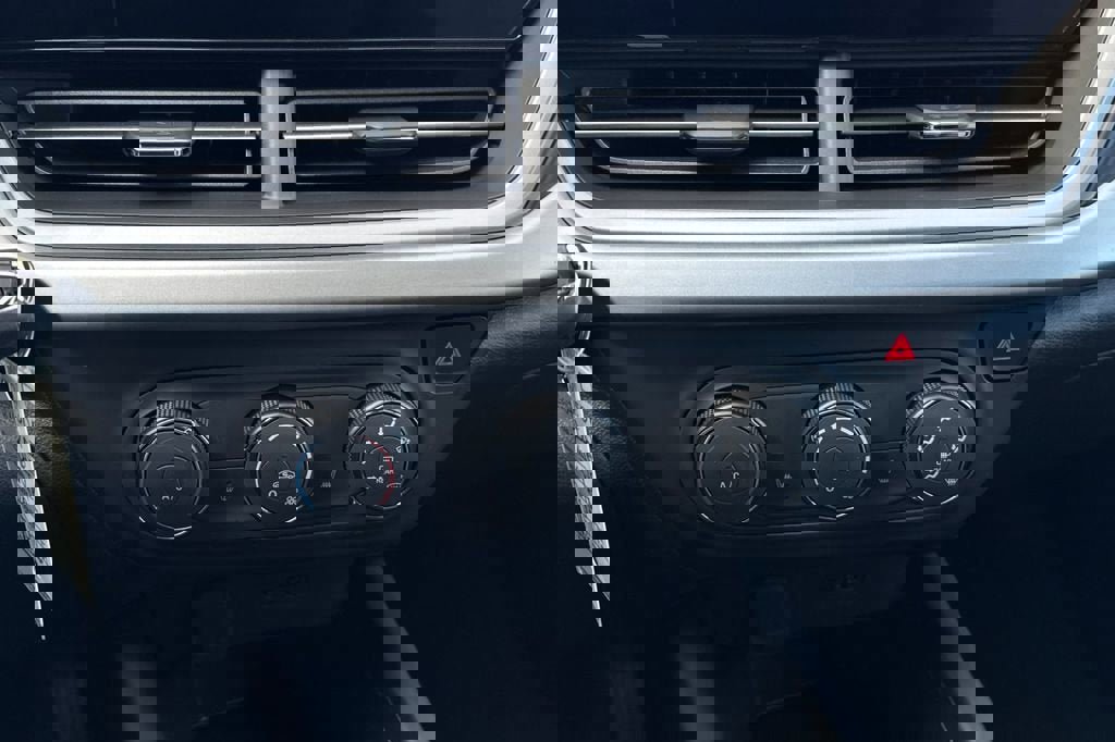 New 2026 Chevrolet Trax RS image 20