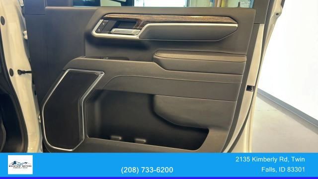 Used 2025 GMC Sierra 2500 SLE image 30