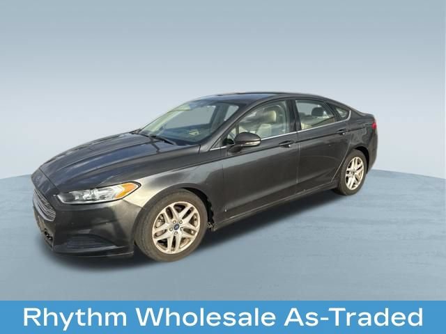 Used 2015 Ford Fusion SE FWD image 3