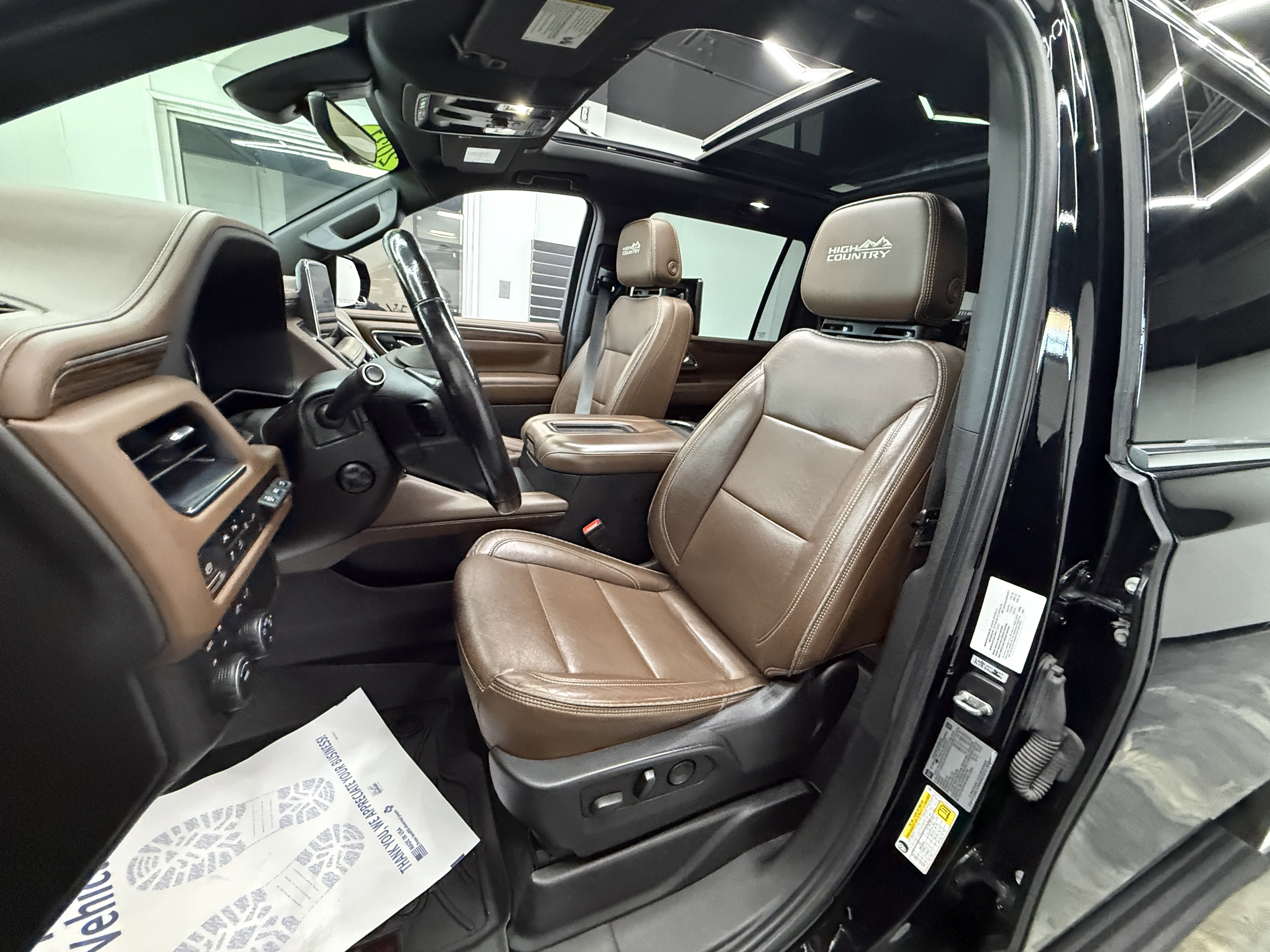Used 2021 Chevrolet Suburban High Country AWD/4WD image 11