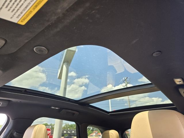 Used 2021 Lincoln Corsair Reserve w/ Equipment Group 201A image 11