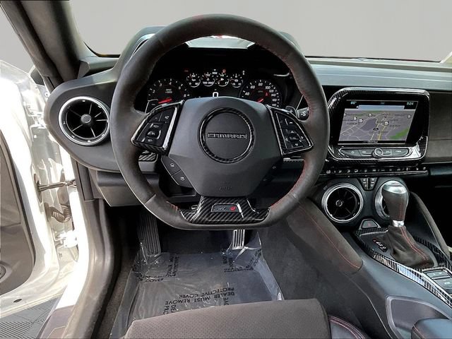 Used 2018 Chevrolet Camaro ZL1 RWD image 9