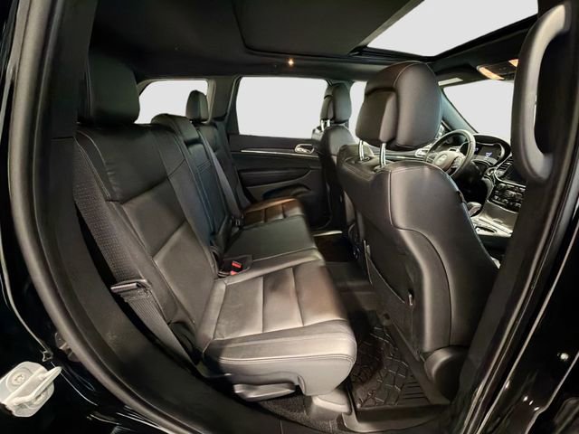 Used 2022 Jeep Grand Cherokee Limited w/ Trailer Tow Group IV image 24