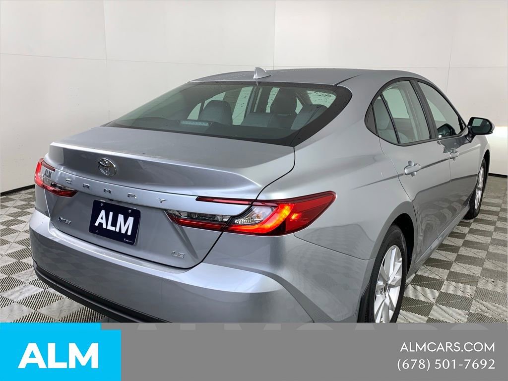 Used 2026 Toyota Camry LE w/ Convenience Package image 12