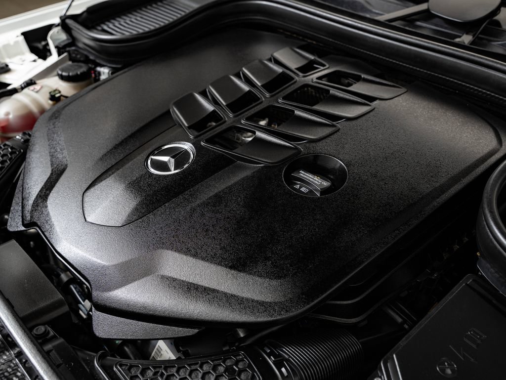 Certified 2023 Mercedes-Benz GLS 580 4MATIC image 47