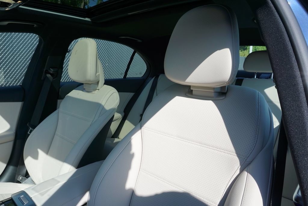 Certified 2025 Mercedes-Benz C 300 Sedan image 40