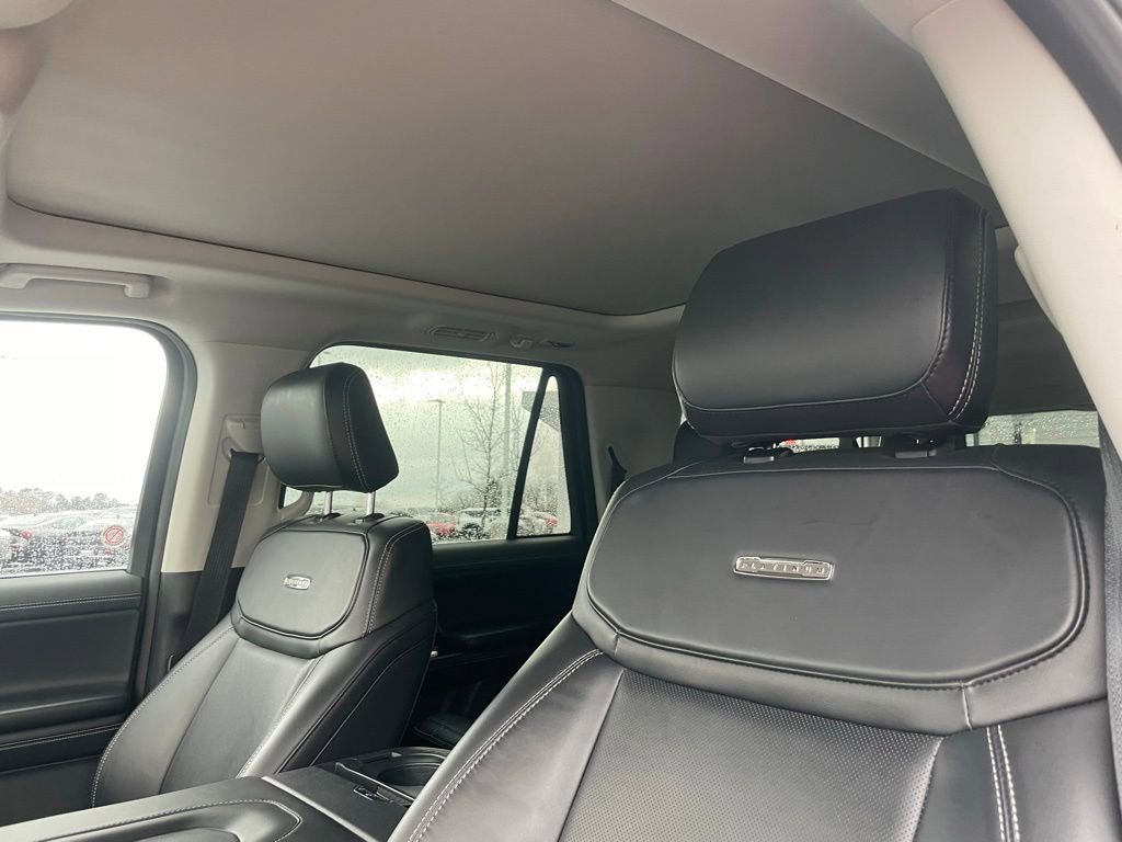 Used 2025 Ford Expedition Max Platinum image 20