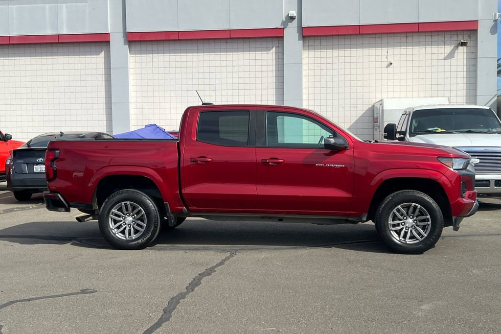 Used 2023 Chevrolet Colorado LT w/ LT Convenience Package II image 3