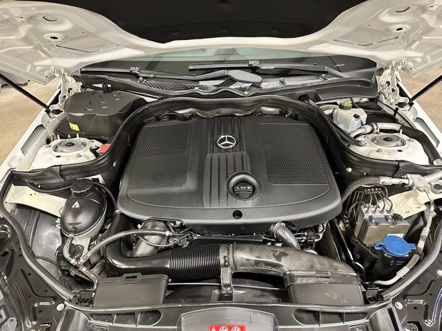 Used 2014 Mercedes-Benz E 250 BlueTEC 4MATIC Sedan image 24