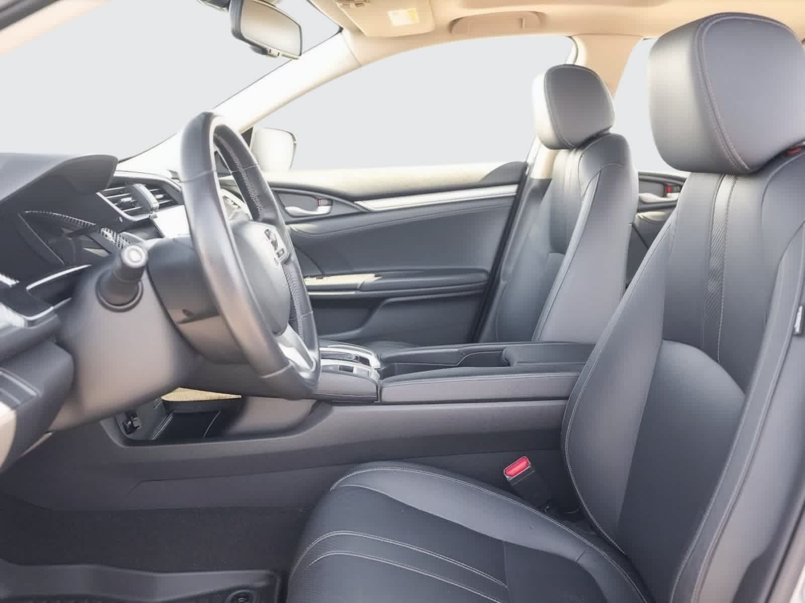 Used 2018 Honda Civic Touring image 14