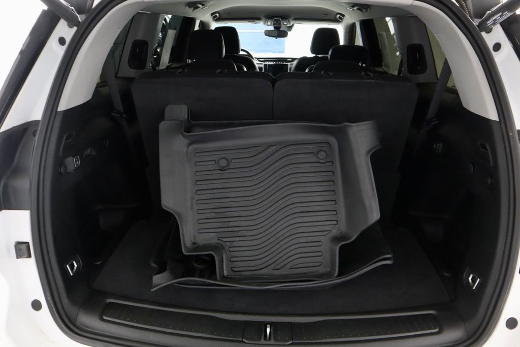 Used 2022 Jeep Grand Cherokee L Limited w/ Trailer Tow Group (B) image 14