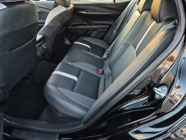Used 2026 Toyota Camry SE FWD image 15