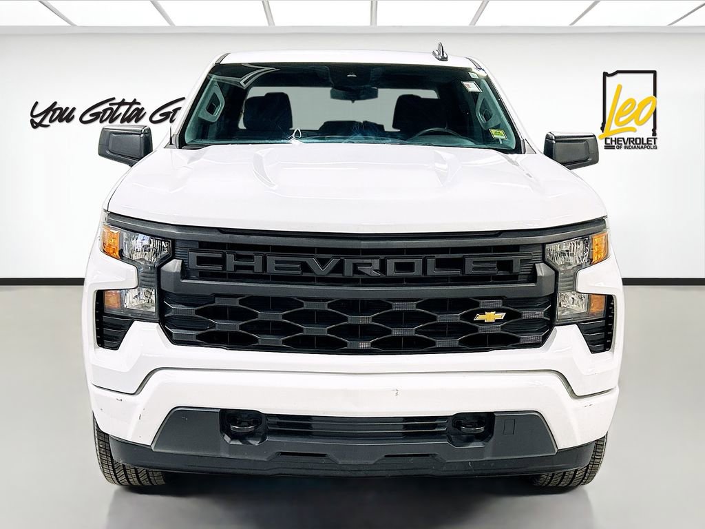 Used 2023 Chevrolet Silverado 1500 Custom image 2