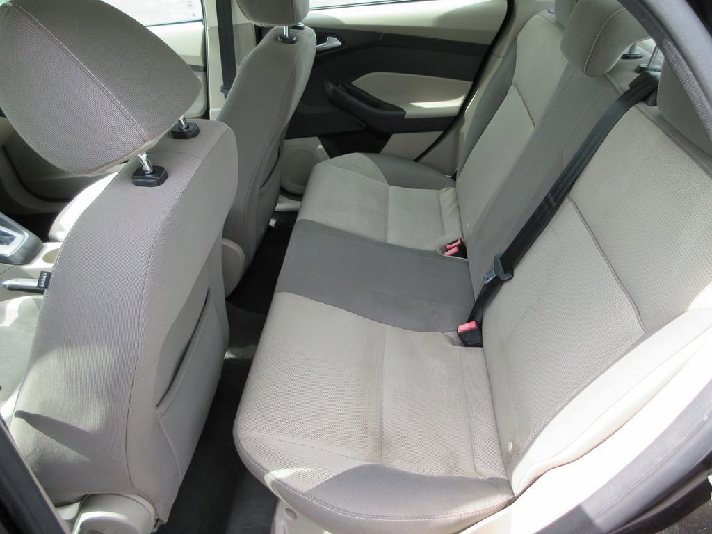 Used 2014 Ford Focus SE image 13