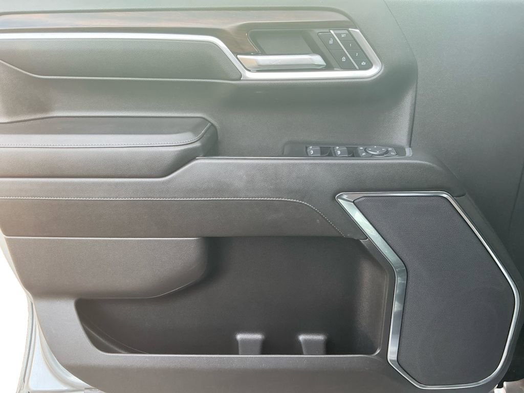 Used 2024 GMC Sierra 1500 SLT image 24