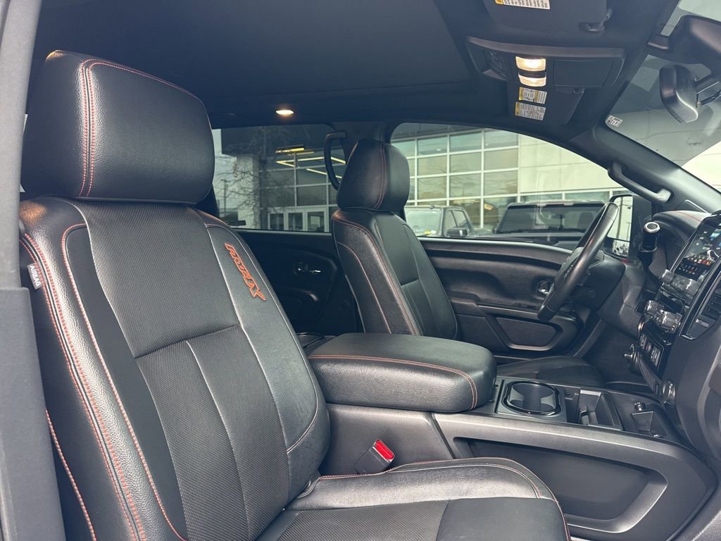 Used 2021 Nissan Titan PRO-4X w/ Pro-4x Convenience Package image 16