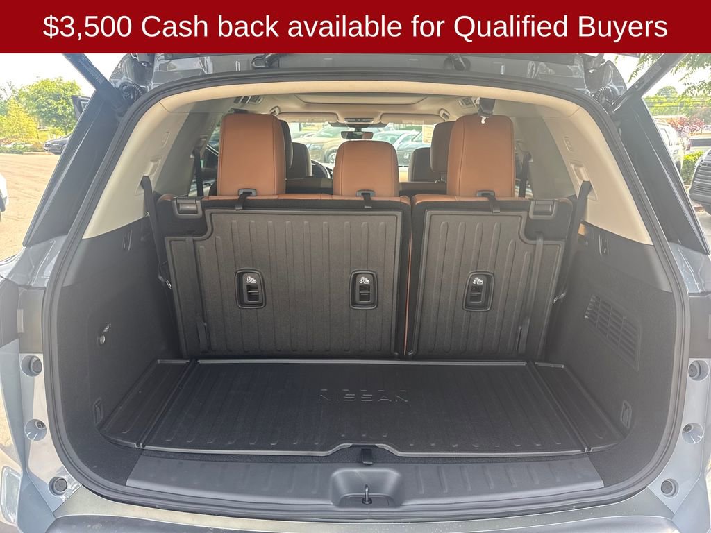 New 2026 Nissan Pathfinder Platinum image 21