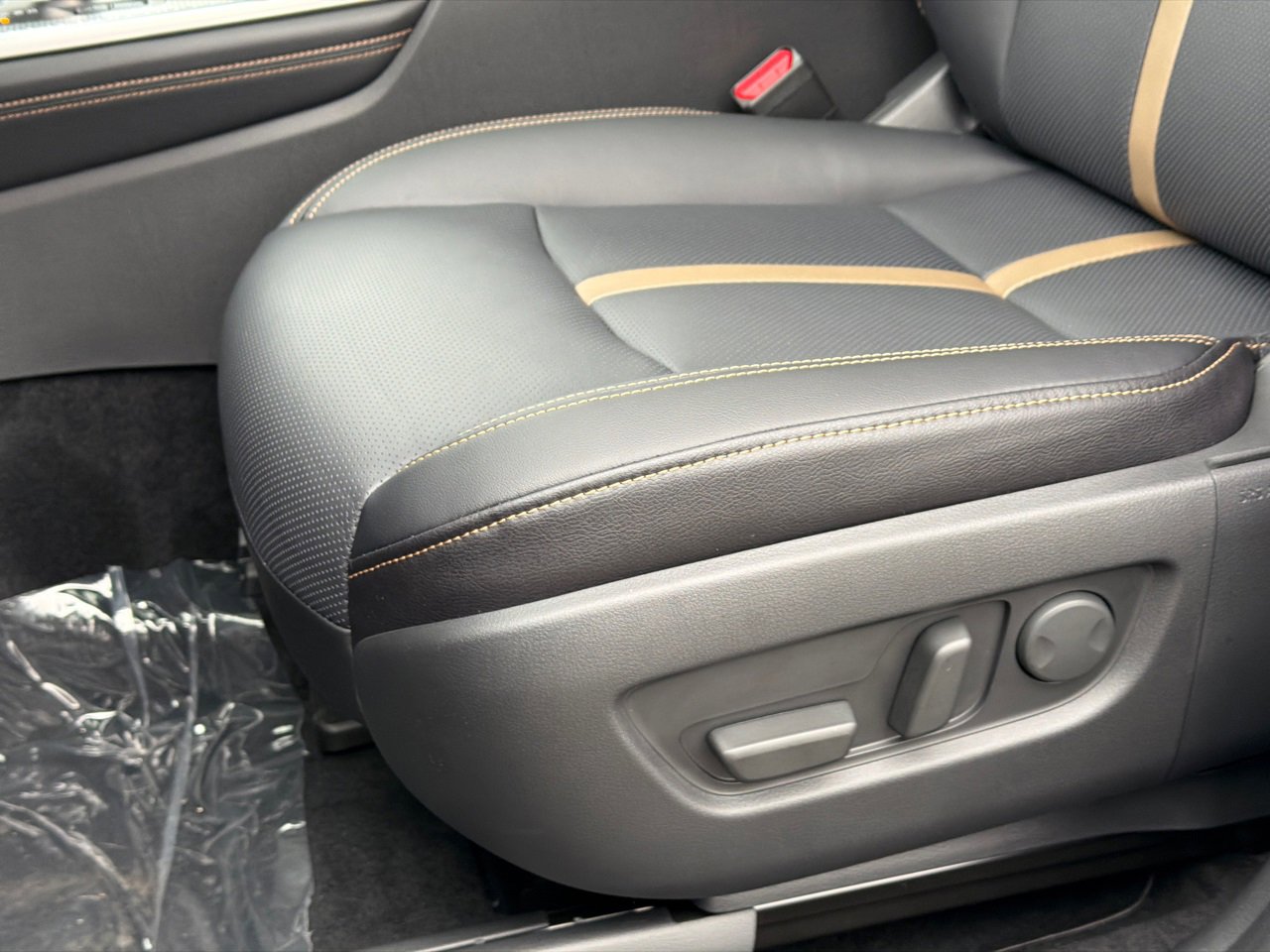 New 2026 MAZDA CX-90 Plug-In Hybrid w/ Premium Plus image 16