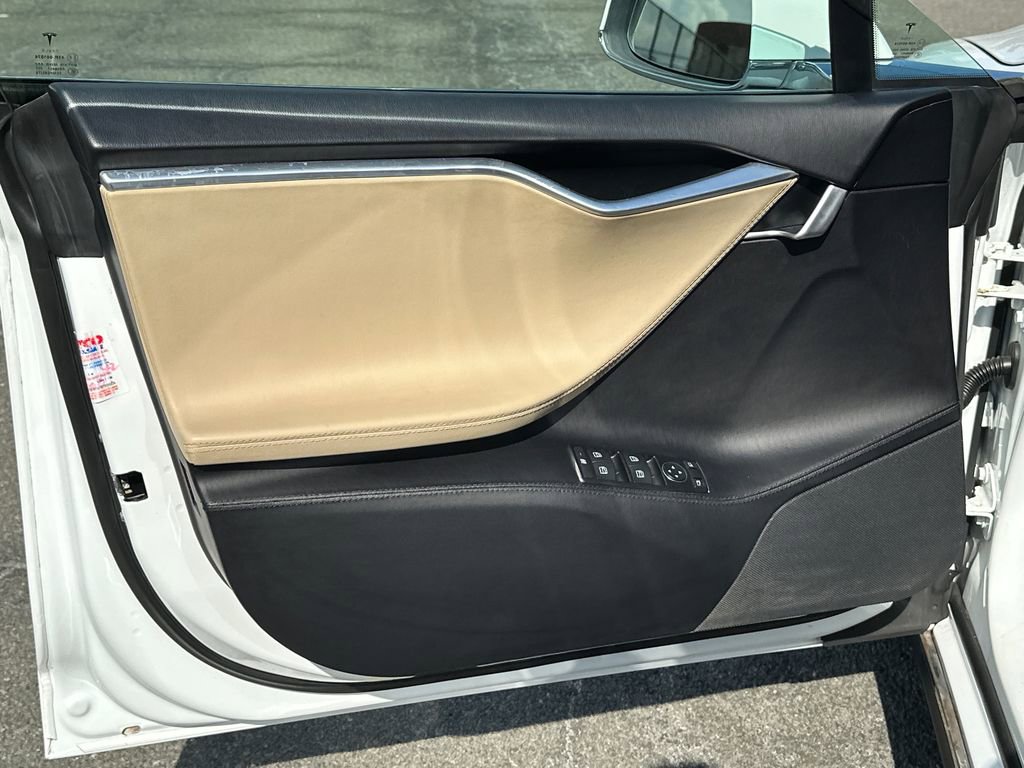 Used 2013 Tesla Model S image 15