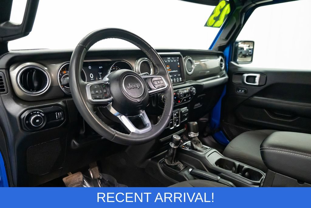 Used 2023 Jeep Wrangler Sahara image 22