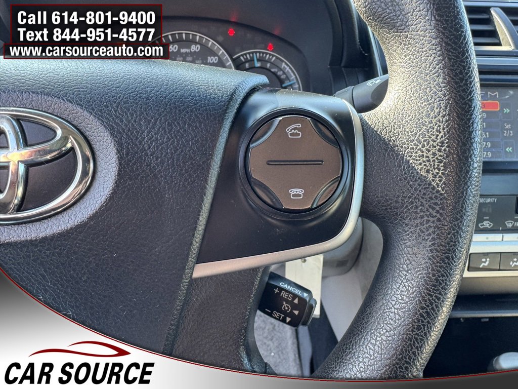 Used 2012 Toyota Camry LE image 18