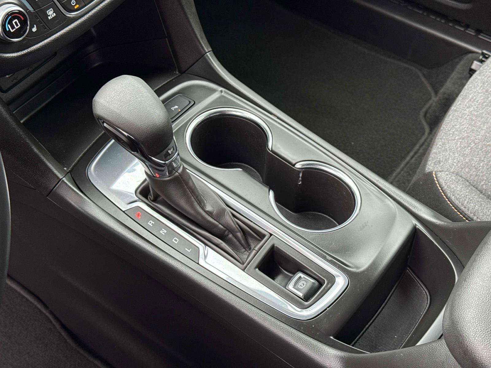 Used 2024 Chevrolet Equinox LT image 30