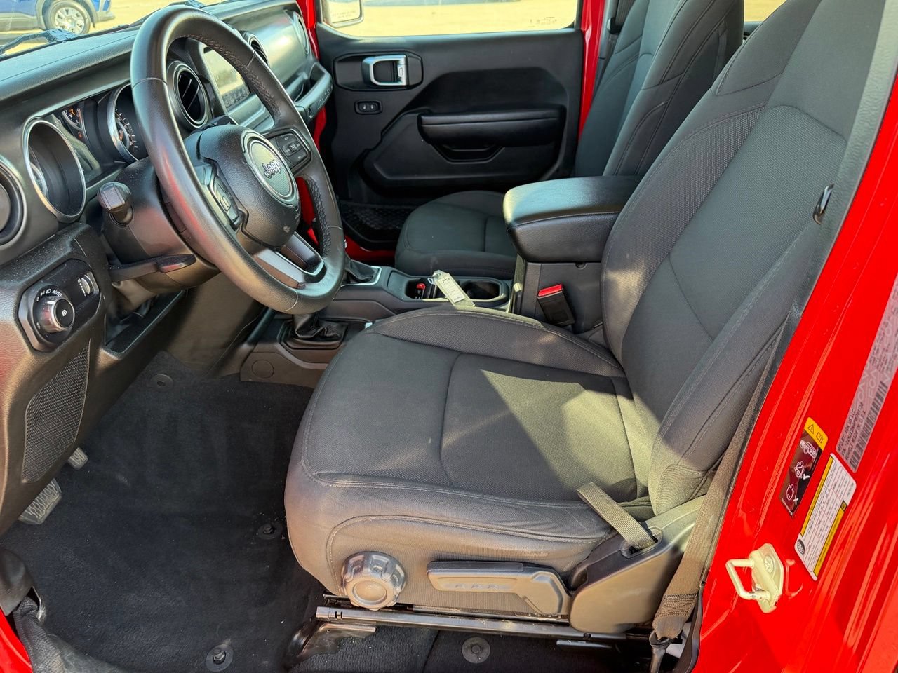 Used 2023 Jeep Wrangler Unlimited Sport AWD/4WD image 29