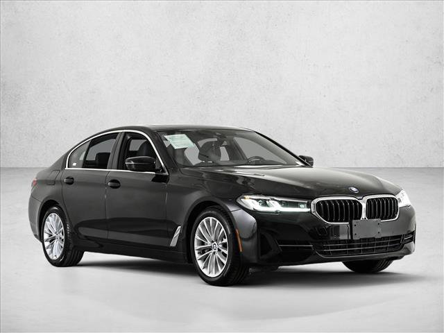 Used 2022 BMW 530i xDrive w/ Premium Package image 3