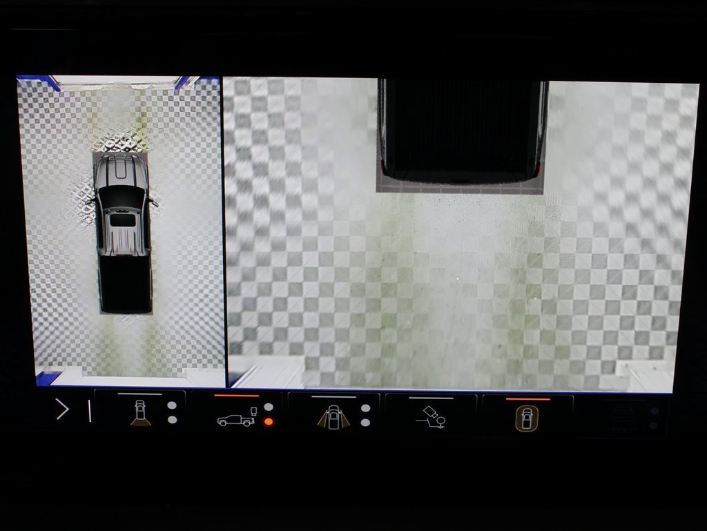 Used 2024 GMC Sierra 2500 Denali Ultimate w/ Max Trailering Package image 17