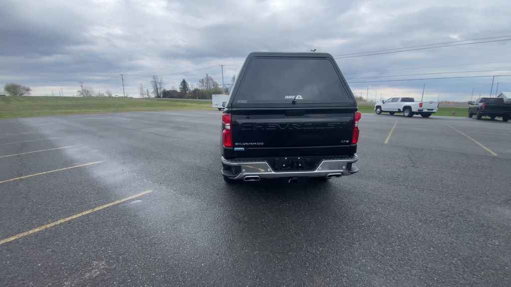 Certified 2024 Chevrolet Silverado 1500 LTZ w/ LTZ Premium Package AWD/4WD image 7