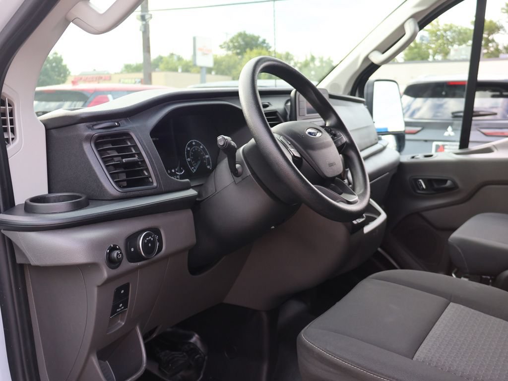Used 2024 Ford Transit 250 Low Roof w/ Exterior Upgrade Package RWD image 71