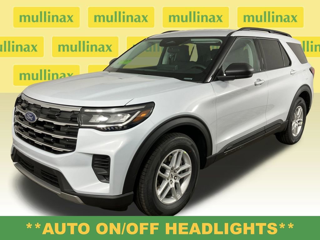 New 2026 Ford Explorer Active RWD image 14