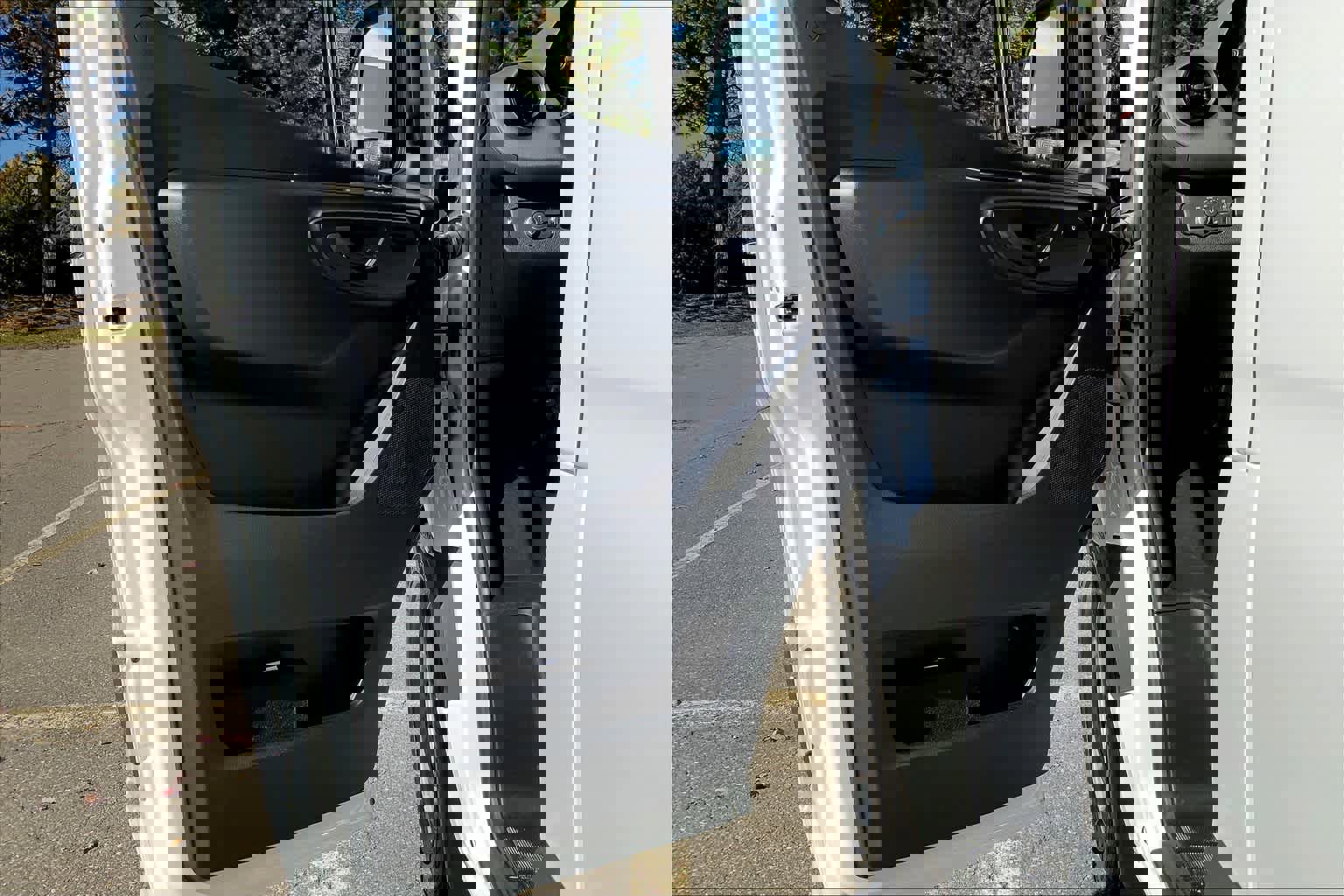 Used 2025 Mercedes-Benz Sprinter 2500 image 14