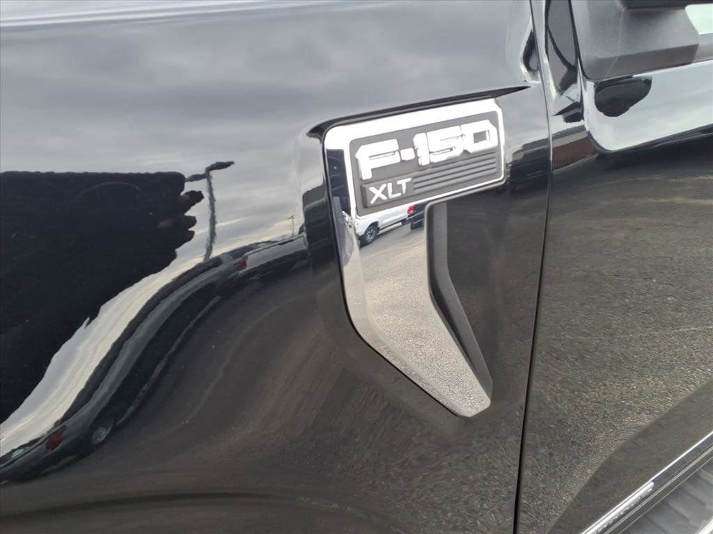 Used 2025 Ford F150 XLT w/ Equipment Group 302A MID image 8