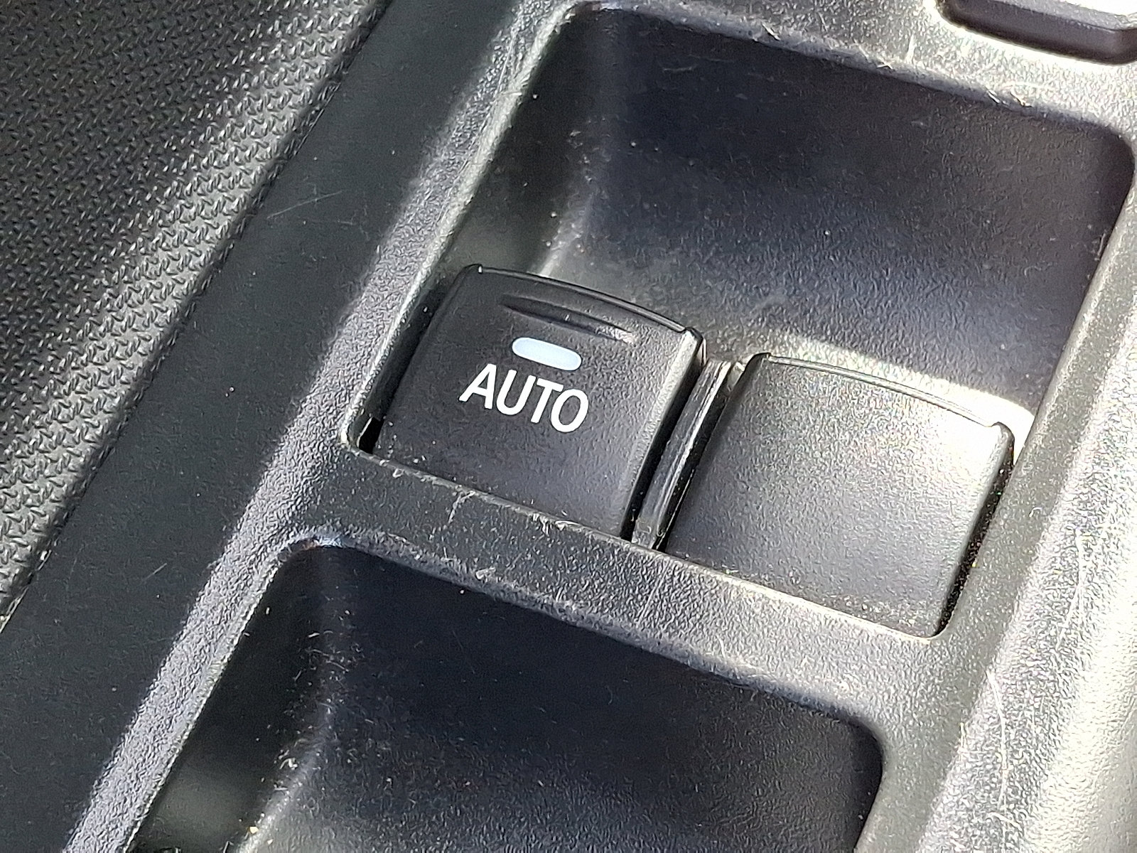 Used 2024 Mitsubishi Mirage ES FWD image 22