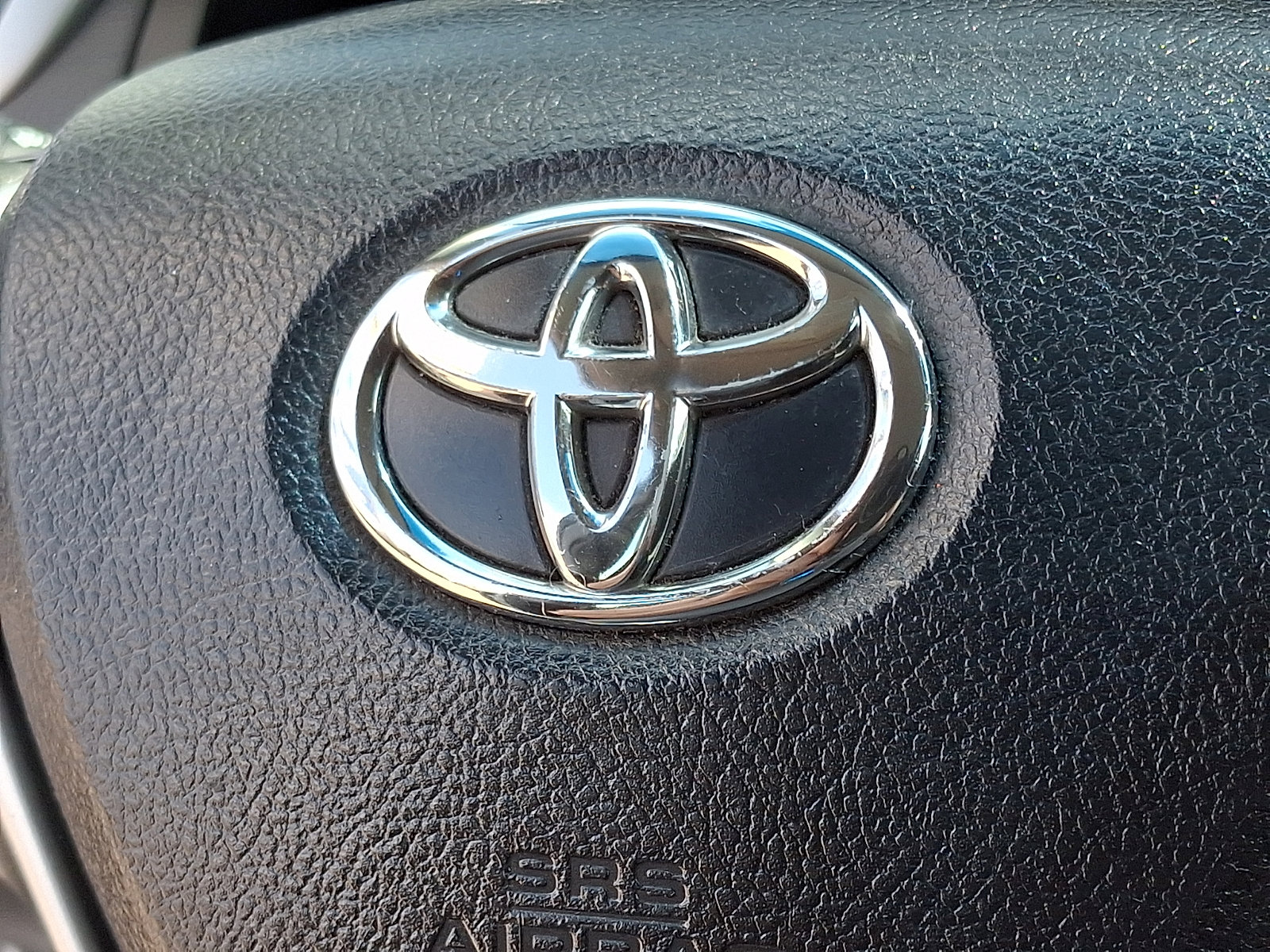 Used 2014 Toyota Camry SE FWD image 24