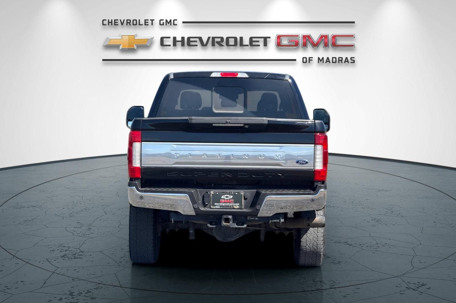Used 2017 Ford F350 Platinum AWD/4WD image 4