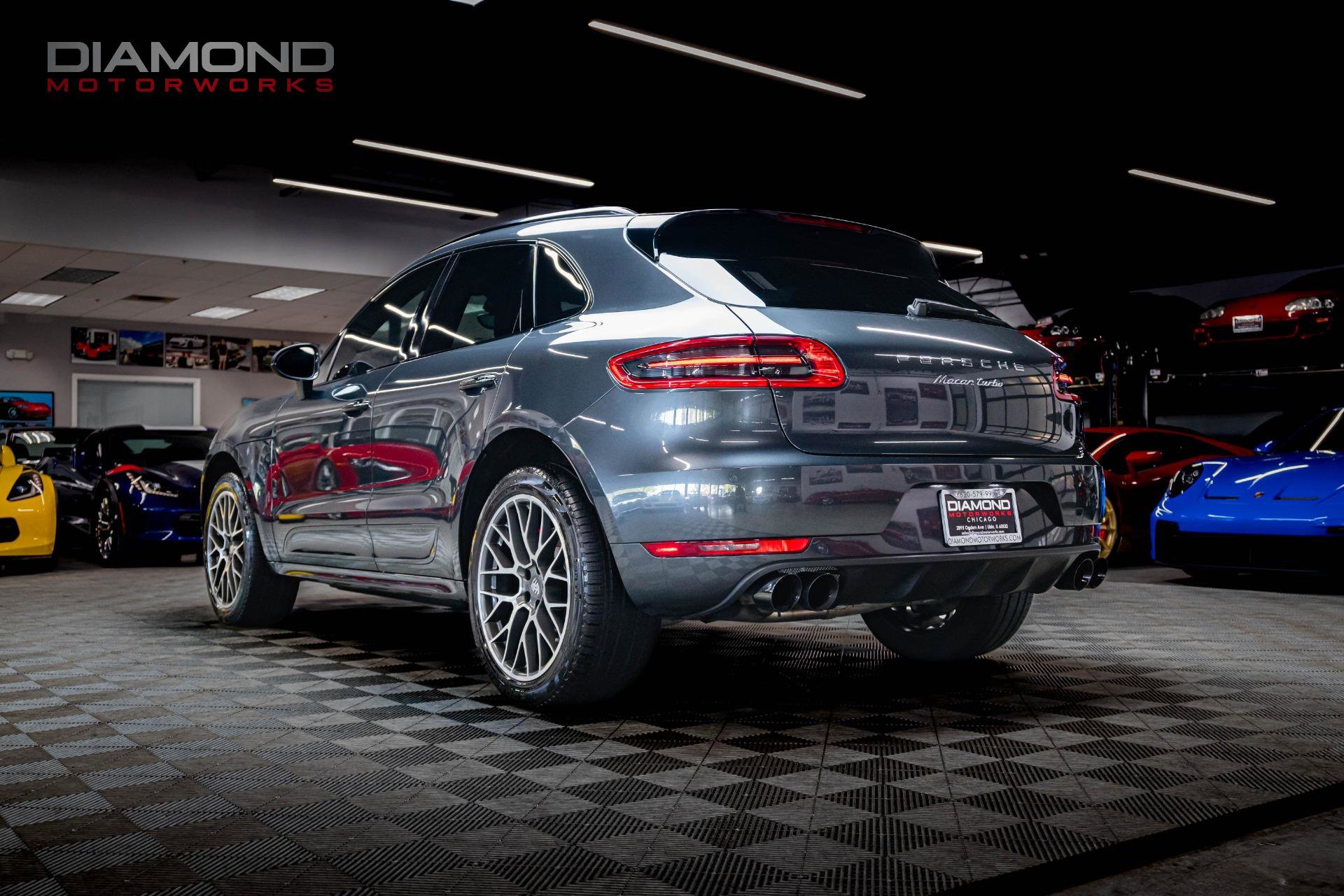 Used 2018 Porsche Macan Turbo image 21