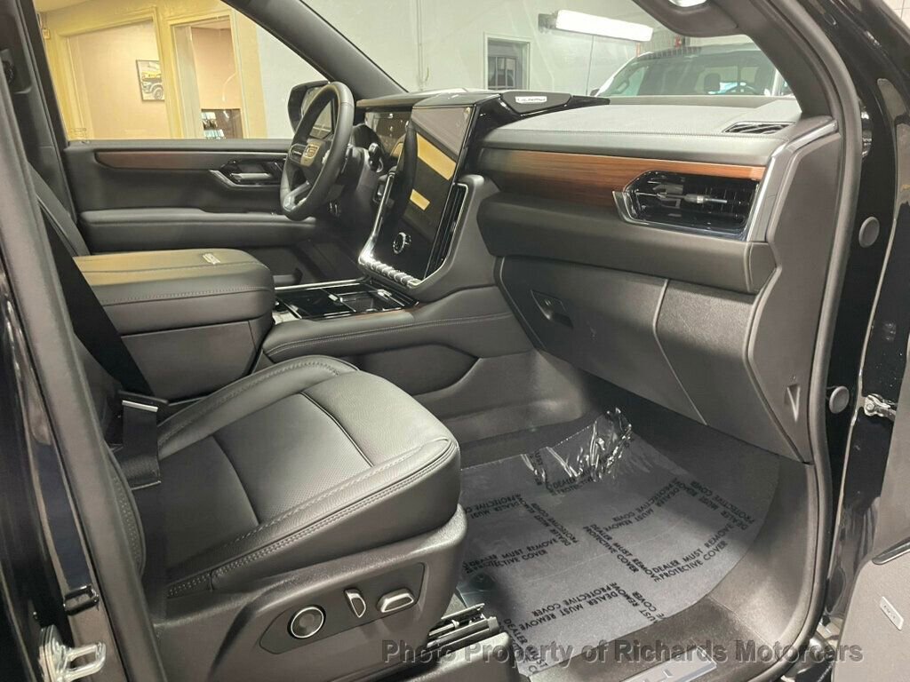 Used 2026 GMC Yukon Denali w/ Sun & Power Step Package image 28
