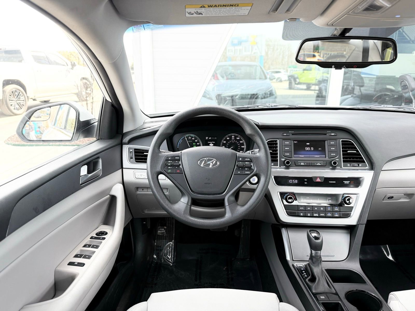 Used 2016 Hyundai Sonata SE image 33