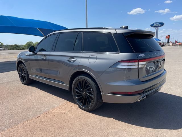 Used 2025 Lincoln Aviator Reserve w/ Equipment Group 201A AWD/4WD image 4