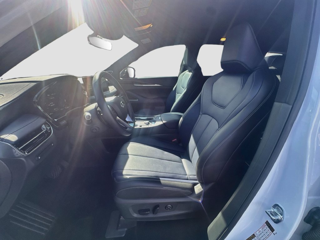 Used 2026 INFINITI QX60 Sport w/ Dark Cargo Package AWD/4WD image 23