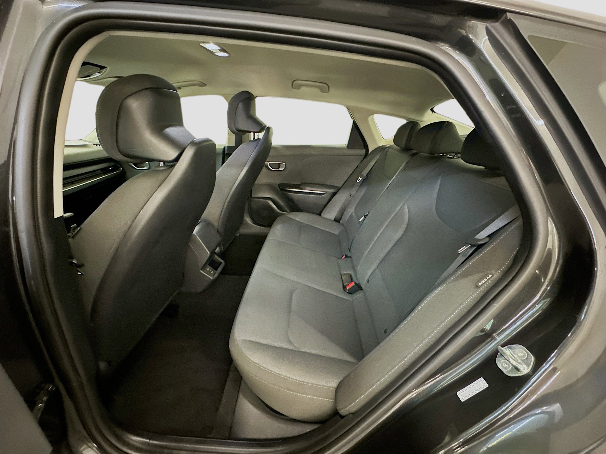 Used 2025 Kia K4 FWD image 29