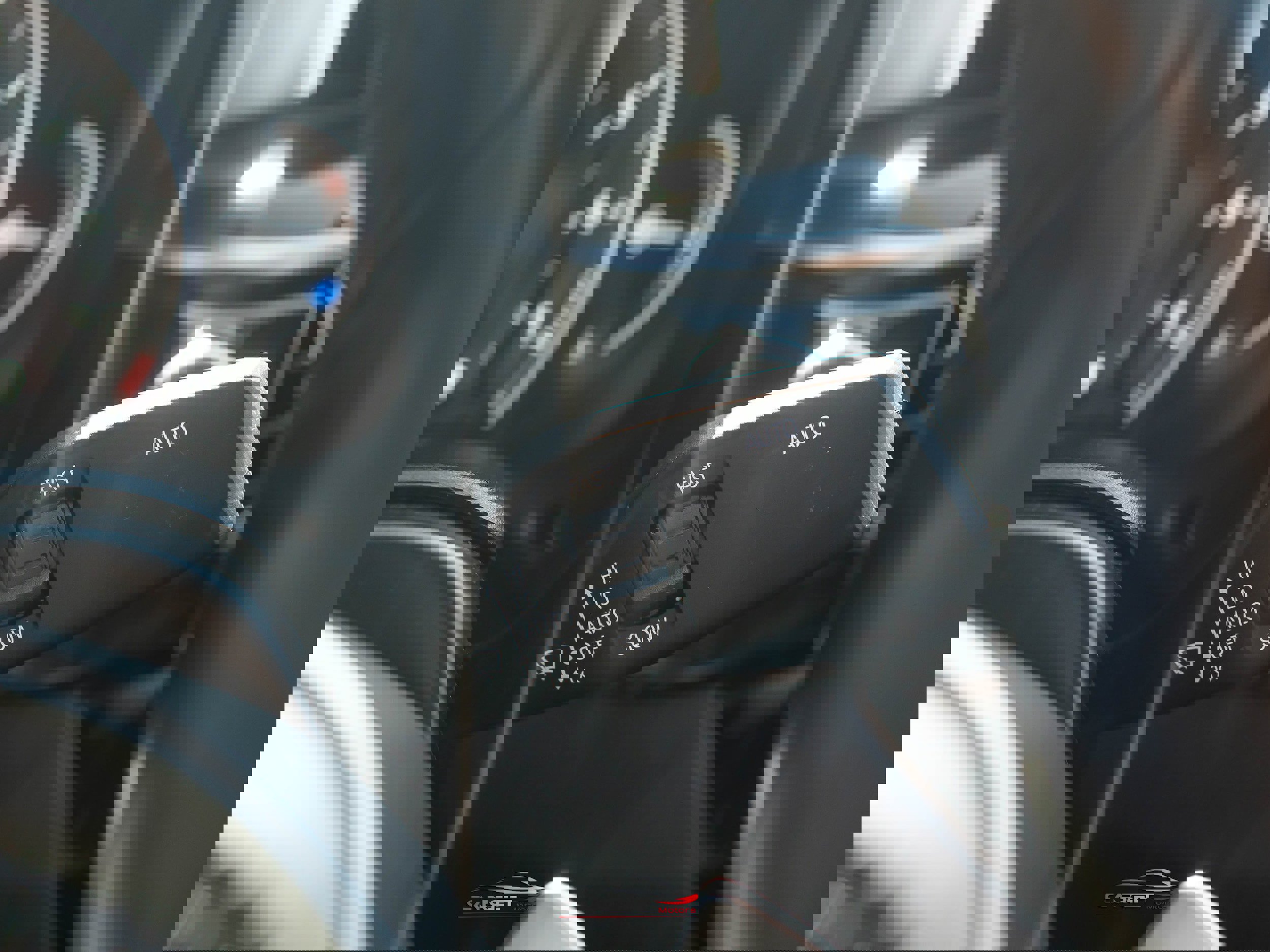 Used 2019 BMW 540i w/ M Sport Package image 27