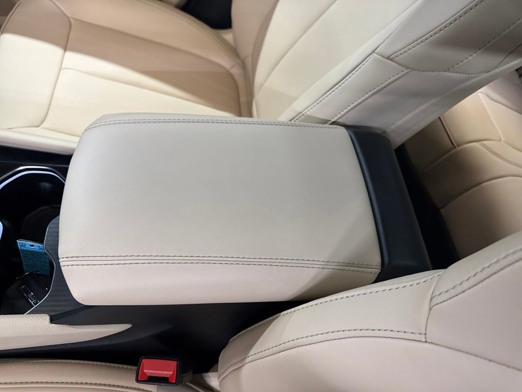 New 2025 Jeep Grand Cherokee Limited w/ Black Appearance Package image 26